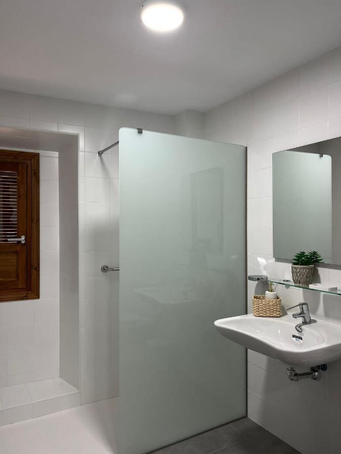 Clarisas Suites Carmona  Exteriör bild